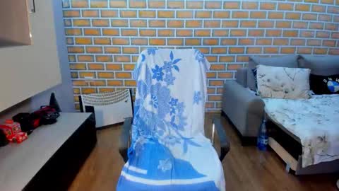 Anna   online show from October 17, 3:26 pm