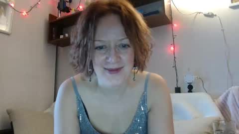 12ennie online show from November 20, 8:59 am