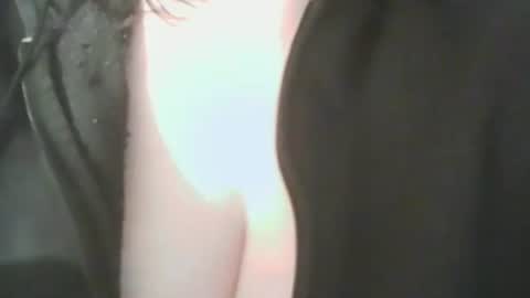 Snapshot of 1deluxepussy chatting on February 24, 1:00 am Deluxepussy online show from February 24, 1:00 am