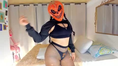 Snapshot of 1laiaa1 chatting on October 19, 3:08 am laiaa rivas online show from October 19, 3:08 am
