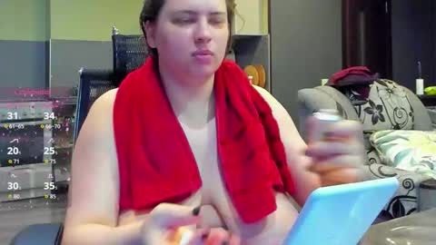 1LINDSEY1 online show from October 29, 4:06 am