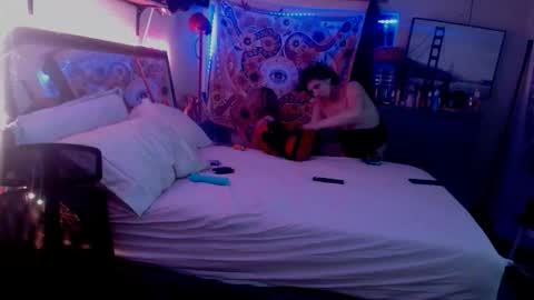 1veneverdonethisbefore online show from April 29, 11:10 pm