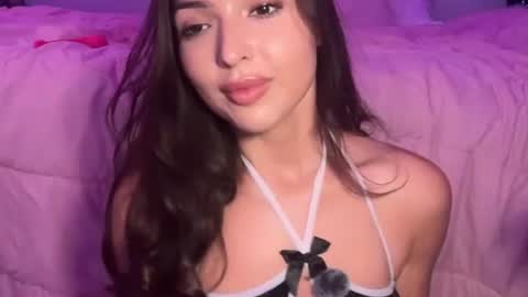 Venus Raee online show from June 19, 8:12 pm