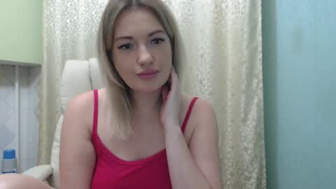 3sweetcandy3 online show from December 17, 11:27 pm