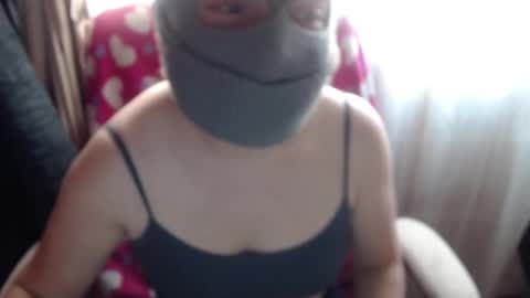 SHANNON online show from November 18, 6:09 pm