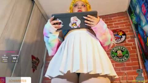 Lucycosplay777 online show from September 24, 11:37 pm