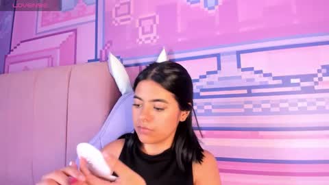 Alice  online show from September 18, 8:29 pm