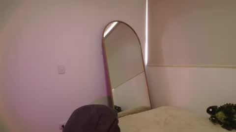 abby 3 online show from March 6, 7:20 pm