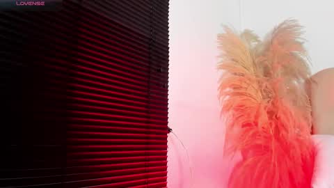 _aithanaa_ online show from September 17, 8:29 pm