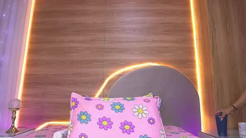 Alexa online show from March 8, 11:58 am