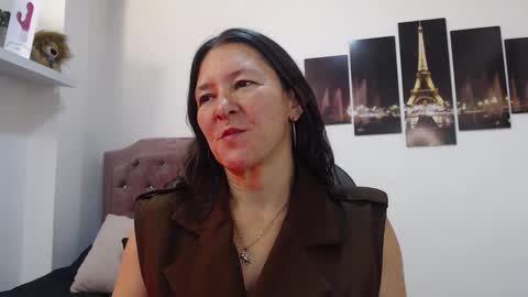 Snapshot of _alice_horny_ chatting on March 2, 8:03 pm _alice_horny_ online show from March 2, 8:03 pm