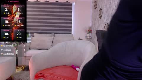 Snapshot of _alice_horny_ chatting on September 18, 2:48 pm _alice_horny_ online show from September 18, 2:48 pm