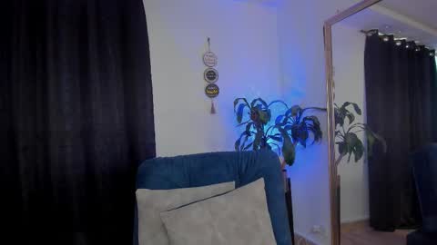 Alice online show from September 15, 9:11 pm