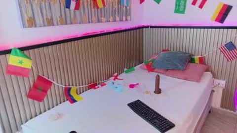 ANAIS online show from June 24, 9:14 pm