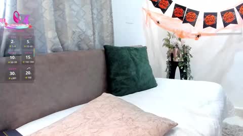      online show from October 29, 8:33 pm