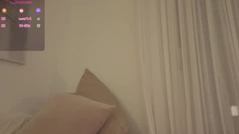 Anna online show from October 26, 8:59 pm