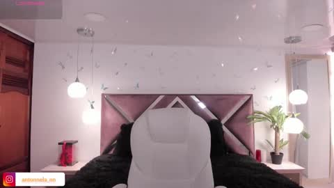 antonnela online show from November 24, 3:58 pm