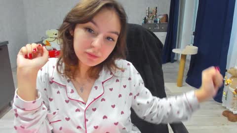 Arina online show from December 3, 10:48 am