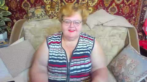 Louise  ONLY IN PVT  Masturbation with dildo and cum  Naked  Show and play with pussy  Blow job  Hand job  ONLY IN PVT  online show from October 4, 7:40 pm