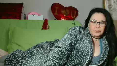 KHALEESI online show from January 26, 1:09 am