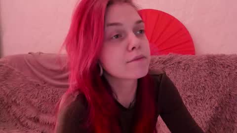 Caroline online show from February 25, 12:04 pm