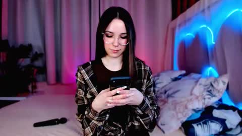 Cindy . online show from February 5, 7:00 am