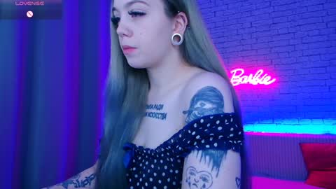 Nica online show from January 18, 1:30 am