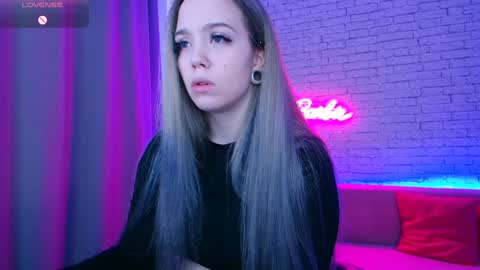 Nica online show from February 5, 5:30 am