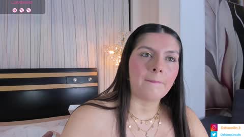 Dahiana Lincoln online show from February 28, 7:25 pm