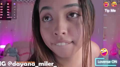 Snapshot of _dayana_miler chatting on October 7, 1:32 am IG Dayana miler online show from October 7, 1:32 am