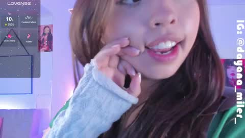 Snapshot of _dayana_miler chatting on February 19, 11:46 pm IG Dayana miler online show from February 19, 11:46 pm