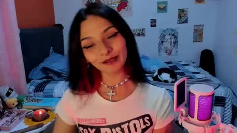 Snapshot of _dayanne_ chatting on February 7, 3:24 am Pao online show from February 7, 3:24 am
