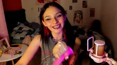 Snapshot of _dayanne_ chatting on December 17, 1:07 am Pao online show from December 17, 1:07 am