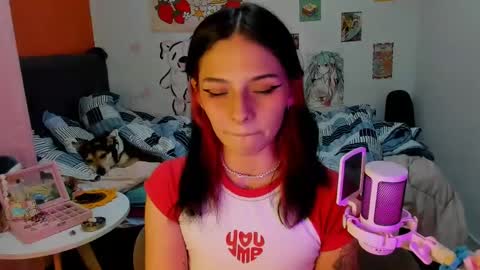 Snapshot of _dayanne_ chatting on December 15, 1:35 am Pao online show from December 15, 1:35 am
