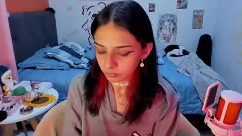 Snapshot of _dayanne_ chatting on January 23, 2:55 am Pao online show from January 23, 2:55 am