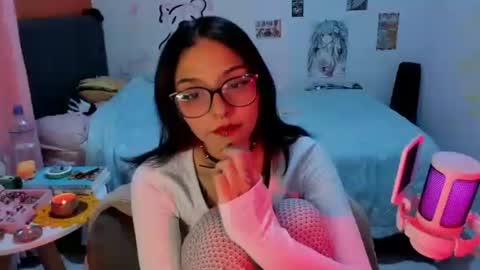 Snapshot of _dayanne_ chatting on February 12, 3:51 am Pao online show from February 12, 3:51 am