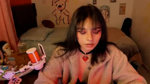 Snapshot of _dayanne_ chatting on October 13, 4:04 am Pao online show from October 13, 4:04 am