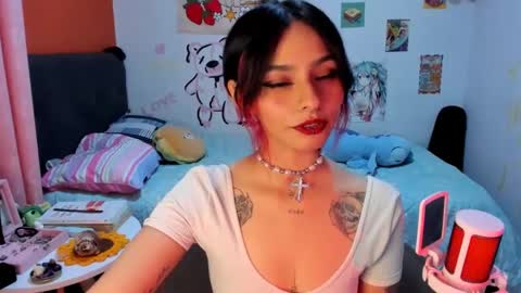 Snapshot of _dayanne_ chatting on January 8, 1:53 am Pao online show from January 8, 1:53 am