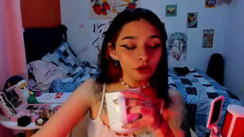 Snapshot of _dayanne_ chatting on January 13, 1:23 am Pao online show from January 13, 1:23 am