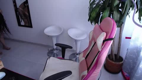 Snapshot of _dulcefox_ chatting on December 2, 7:03 pm Abbye online show from December 2, 7:03 pm