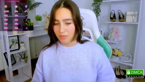 Lizzy  online show from December 14, 9:53 pm