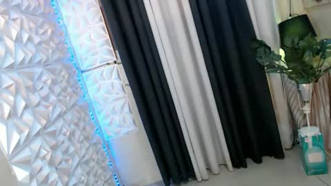 _ellen24 online show from October 21, 2:54 pm