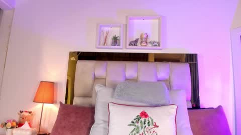 Isabella online show from January 16, 12:12 pm