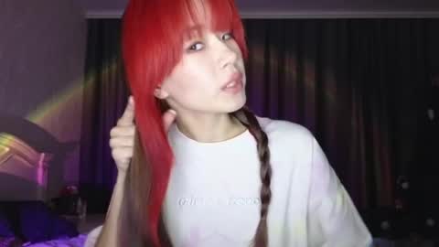 EveEva online show from December 13, 2:54 am