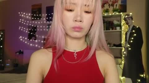 EveEva online show from March 30, 2:44 am