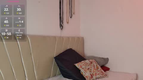 michell online show from October 24, 12:12 pm