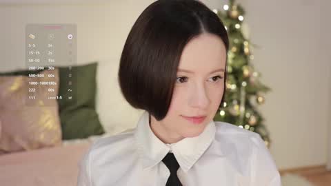 Essie  online show from December 29, 2:38 am