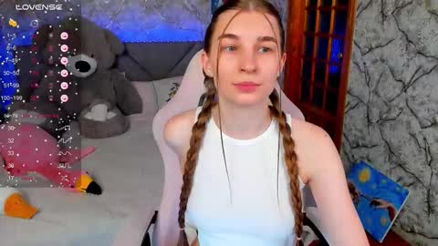 Kate online show from March 7, 11:45 pm