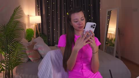 Snapshot of _fluffybunny_ chatting on February 4, 11:16 am Goldy Grace online show from February 4, 11:16 am