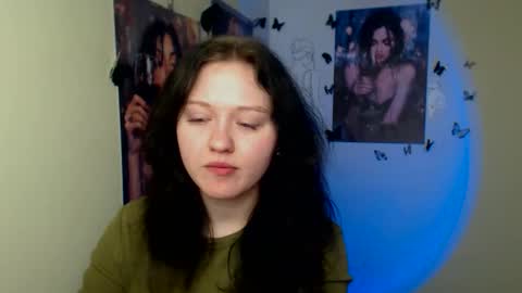 Alice online show from March 2, 7:26 am